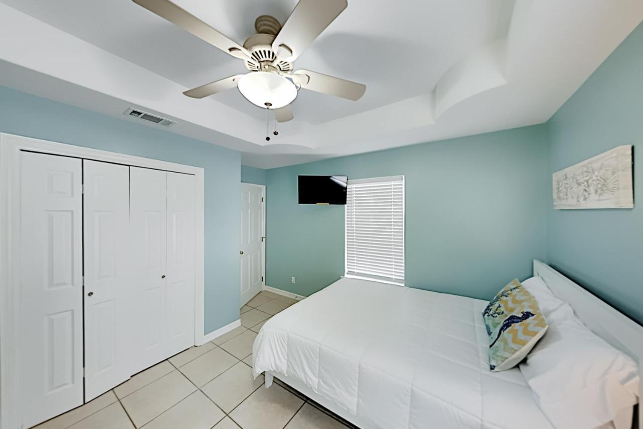 Island Escape & Huisache Townhome South Padre Island Exterior photo