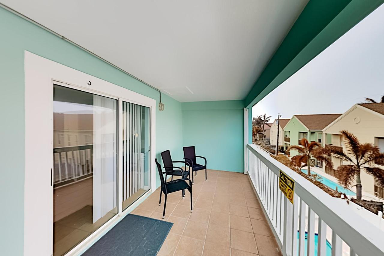 Island Escape & Huisache Townhome South Padre Island Exterior photo