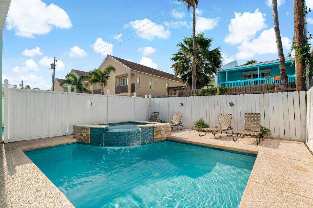 Island Escape & Huisache Townhome South Padre Island Room photo