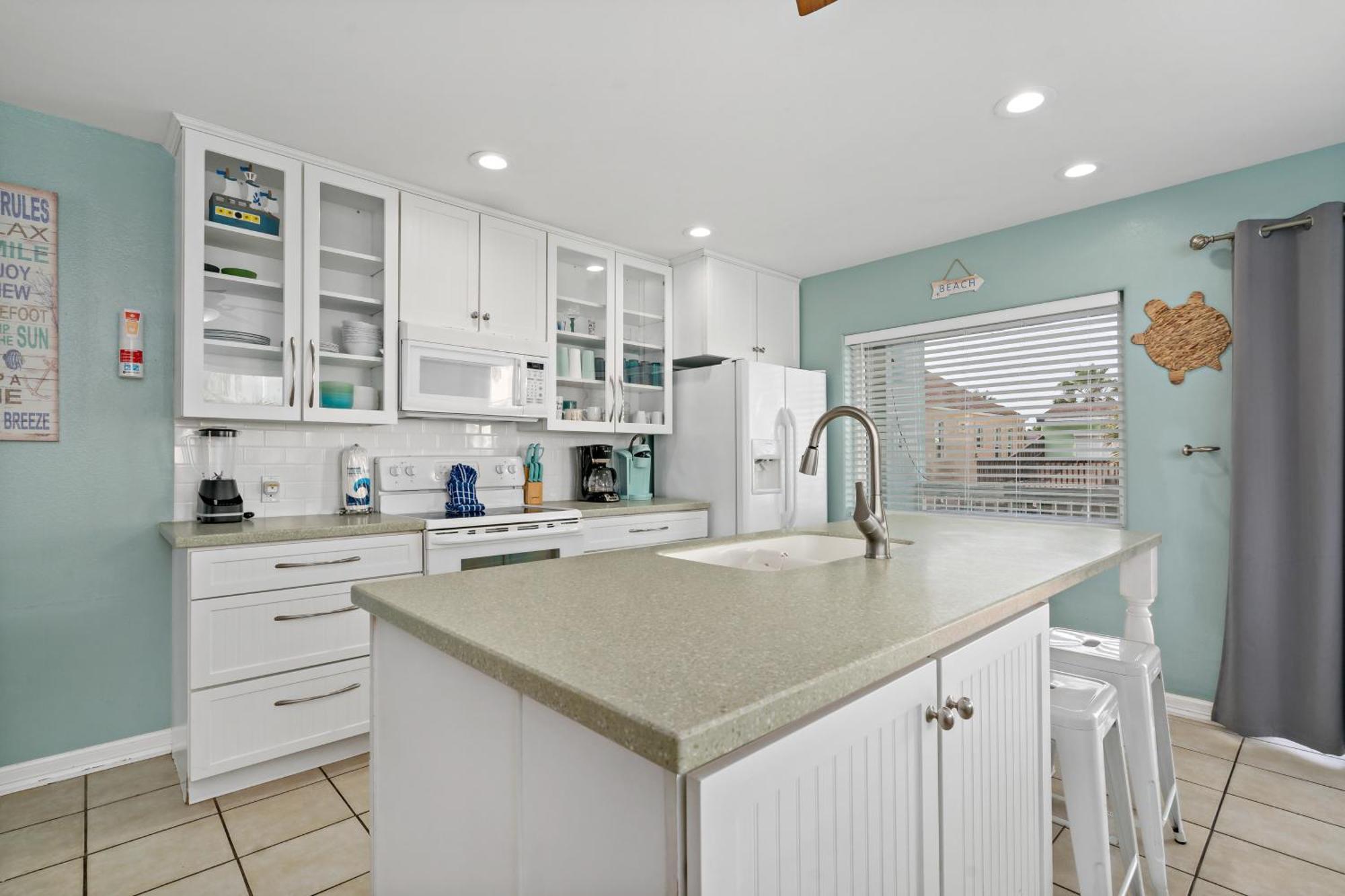 Island Escape & Huisache Townhome South Padre Island Room photo